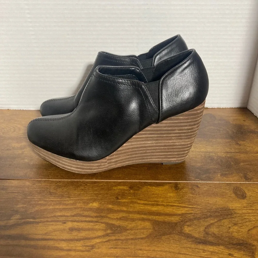 Dr Scholls Womens Black Wedge Booties Memory Foam Cool Fit Ankle Boots Size 6.5M